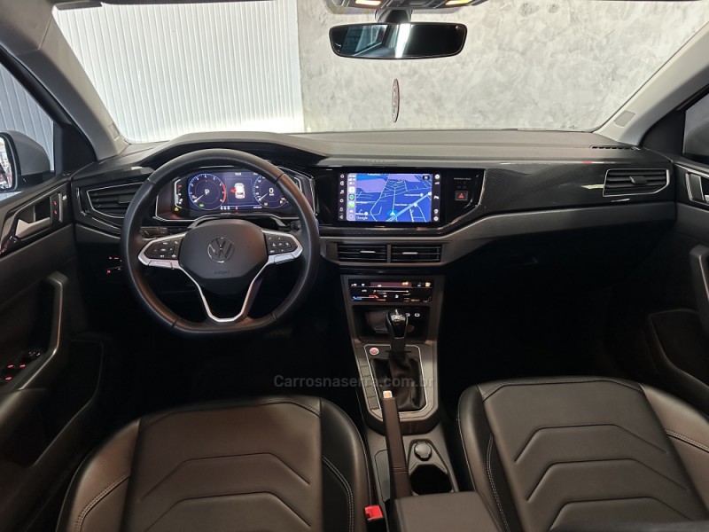 POLO 1.0	200 TSI HIGHLINE AUTOMÁTICO  - 2023 - CAXIAS DO SUL