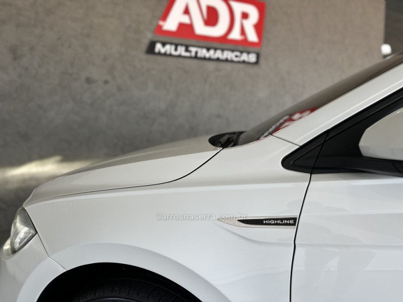 POLO 1.0	200 TSI HIGHLINE AUTOMÁTICO  - 2023 - CAXIAS DO SUL