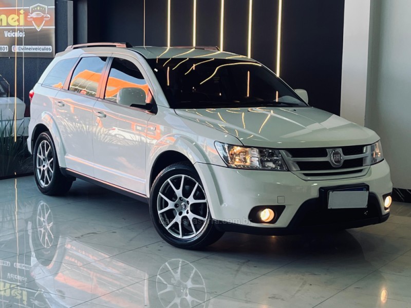 freemont 2.4 precision 16v gasolina 4p automatico 2014 sapucaia do sul