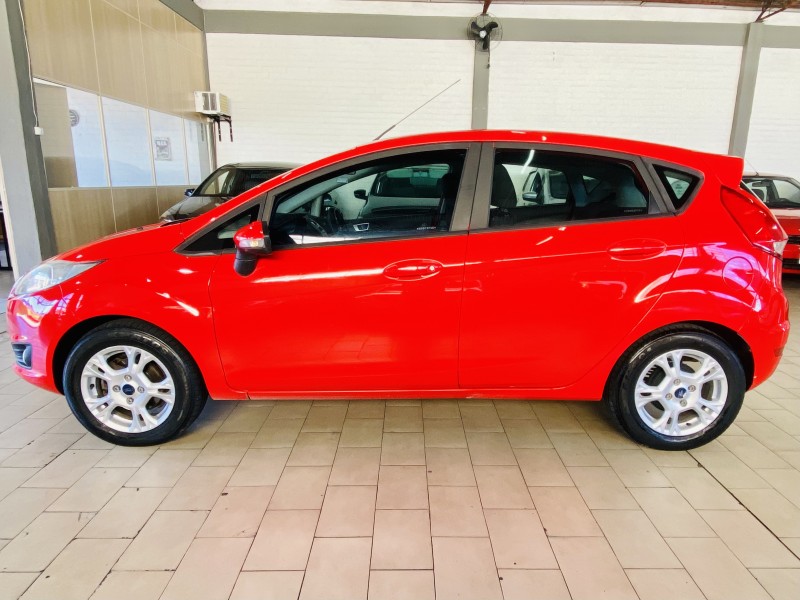FIESTA 1.5 SE HATCH 16V FLEX 4P MANUAL - 2014 - CAXIAS DO SUL