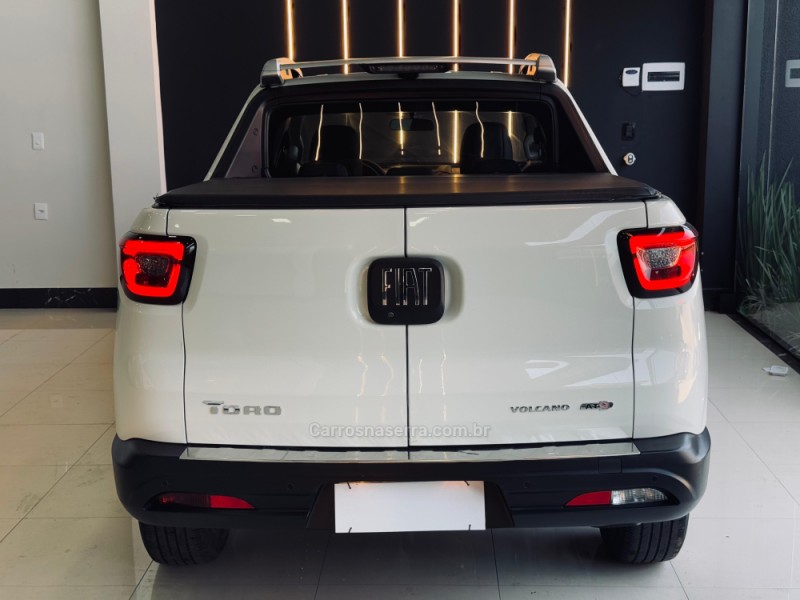 TORO 2.0 16V TURBO DIESEL VOLCANO AT9 4X4 AUTOMÁTICO - 2017 - SAPUCAIA DO SUL