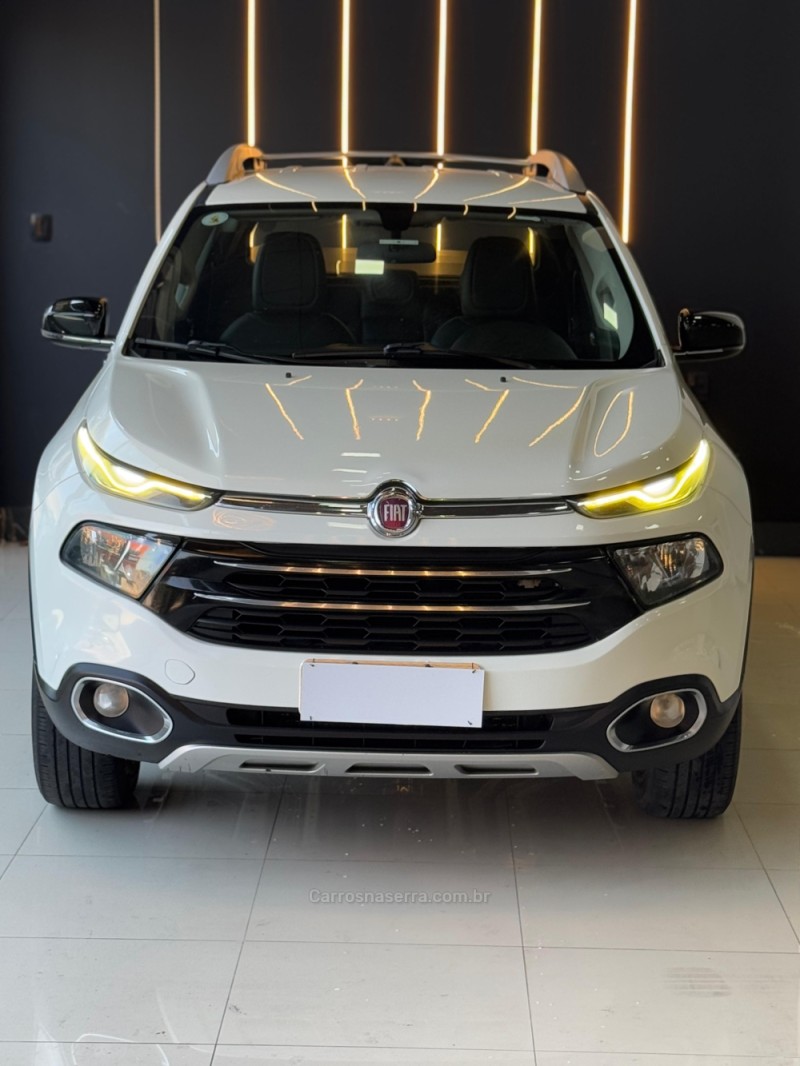 TORO 2.0 16V TURBO DIESEL VOLCANO AT9 4X4 AUTOMÁTICO - 2017 - SAPUCAIA DO SUL