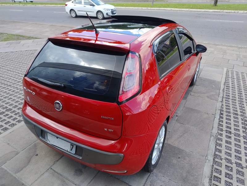 PUNTO 1.6 ESSENCE 16V FLEX 4P AUTOMATIZADO - 2013 - CAXIAS DO SUL