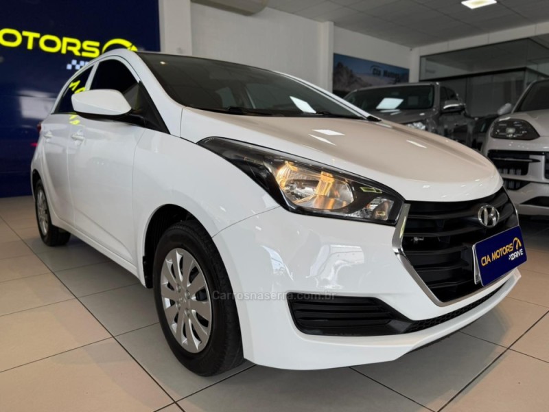 HB20 1.0 COMFORT 12V FLEX 4P MANUAL - 2017 - SãO LEOPOLDO