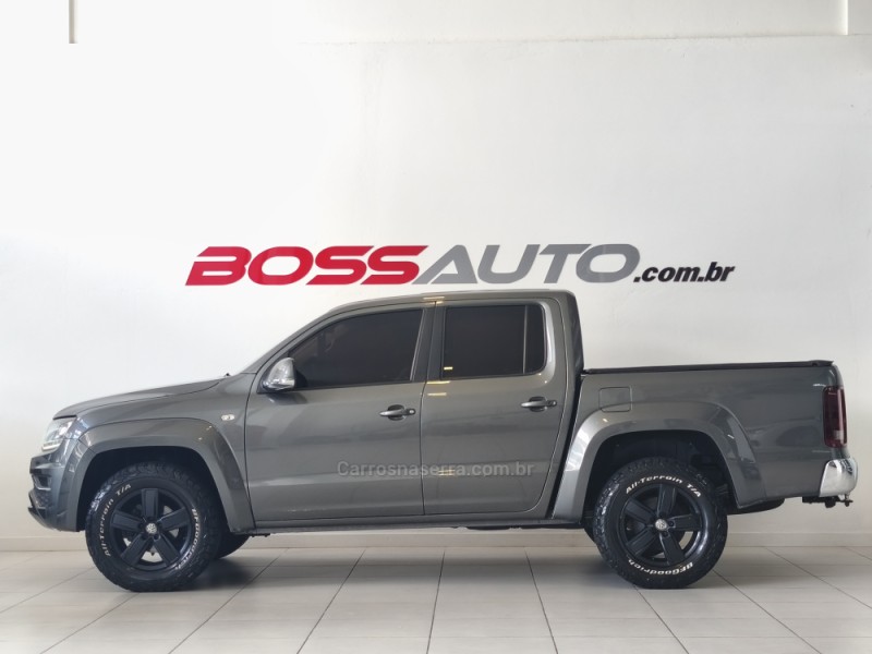 AMAROK 2.0 HIGHLINE 4X4 CD 16V TURBO INTERCOOLER DIESEL 4P AUTOMÁTICO - 2017 - CAXIAS DO SUL