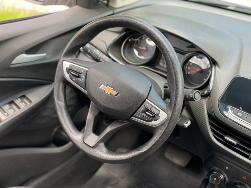 ONIX 1.0 12V TURBO FLEX 4P MANUAL - 2022 - FARROUPILHA