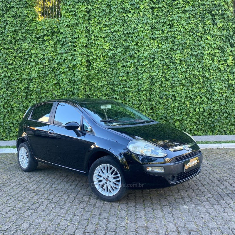 PUNTO 1.4 ATTRACTIVE 8V FLEX 4P MANUAL - 2013 - MONTENEGRO