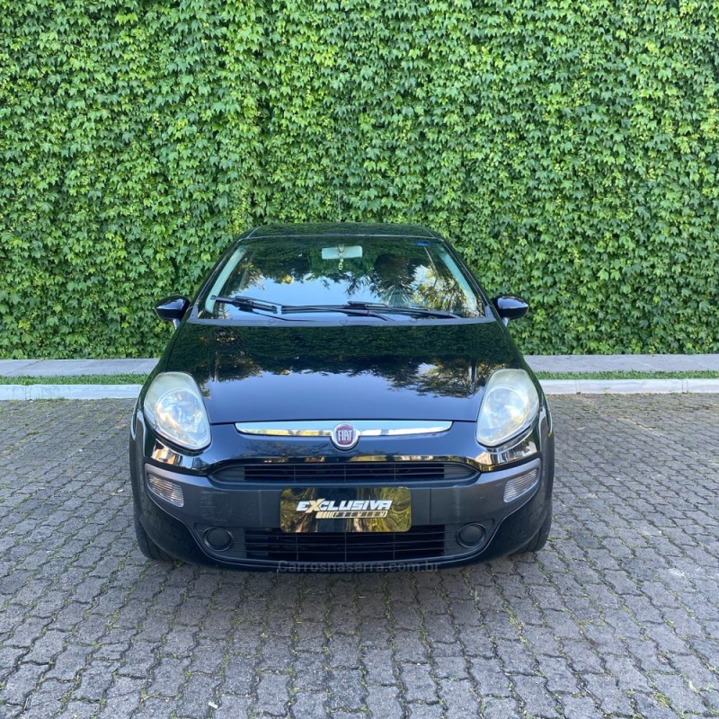 PUNTO 1.4 ATTRACTIVE 8V FLEX 4P MANUAL - 2013 - MONTENEGRO