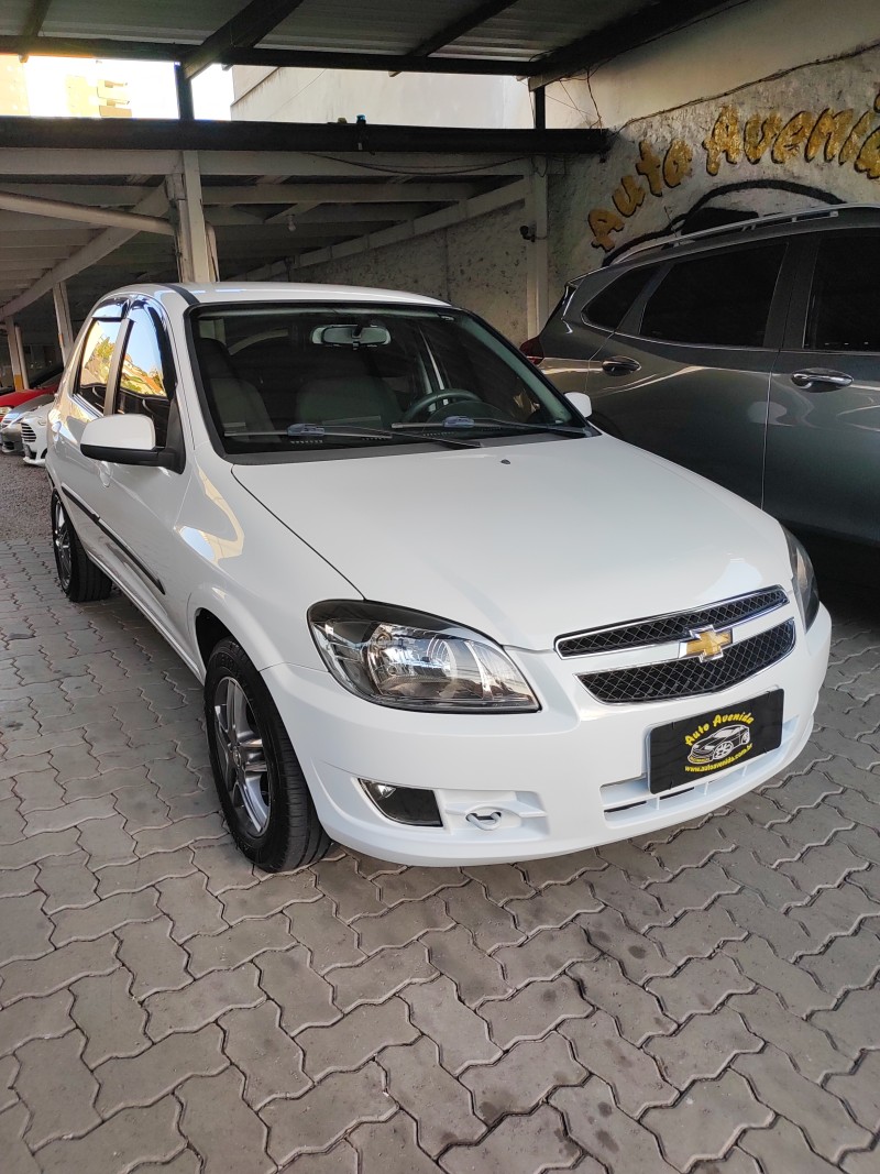 CELTA 1.0 VHCE LT 8V FLEX 4P MANUAL - 2015 - CAXIAS DO SUL
