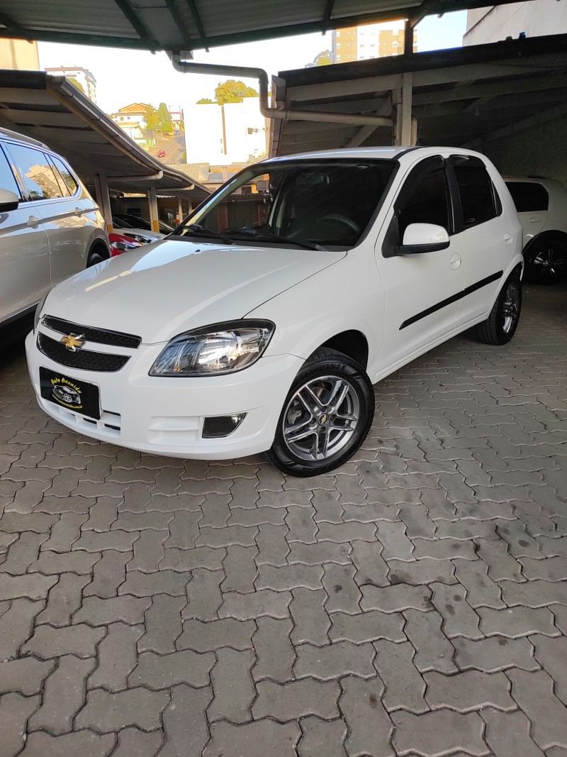 CELTA 1.0 VHCE LT 8V FLEX 4P MANUAL - 2015 - CAXIAS DO SUL
