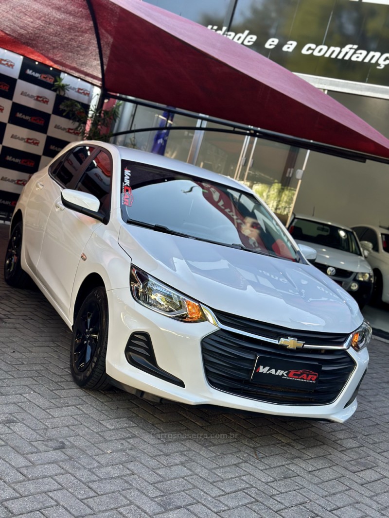 ONIX 1.0 LT 12V TURBO FLEX 4P MANUAL - 2023 - ESTâNCIA VELHA