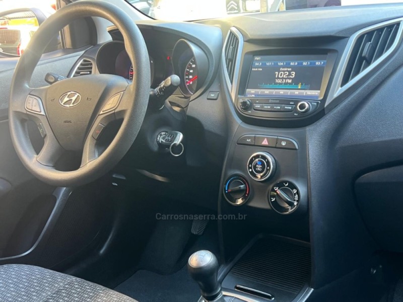 HB20 1.0 COMFORT PLUS 12V FLEX 4P MANUAL - 2019 - NOVO HAMBURGO