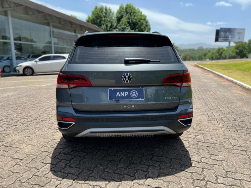 TAOS 1.4 16V COMFORTLINE TSI FLEX 4P AUTOMÁTICO - 2024 - NOVA PETRóPOLIS
