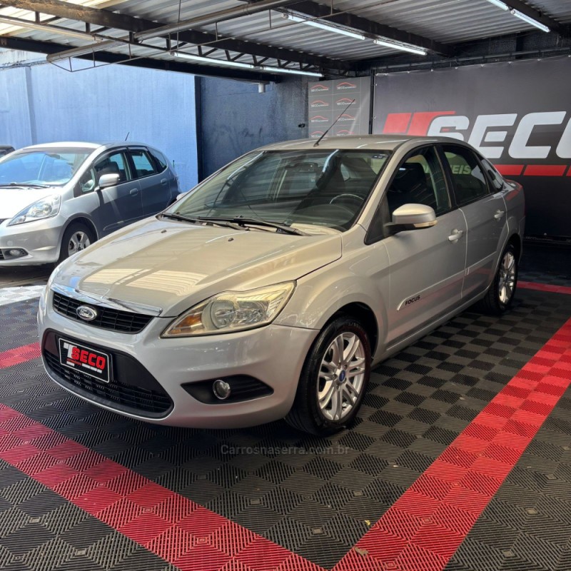 focus 2.0 s sedan 16v flex 4p automatico 2013 passo fundo