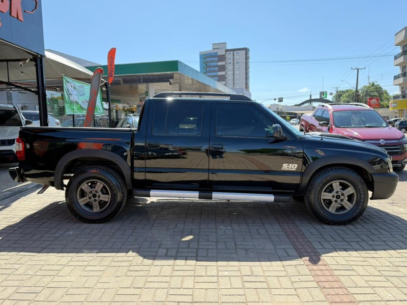 S10 2.4 MPFI RODEIO 4X2 CD 8V FLEX 4P MANUAL - 2011 - LAGOA VERMELHA