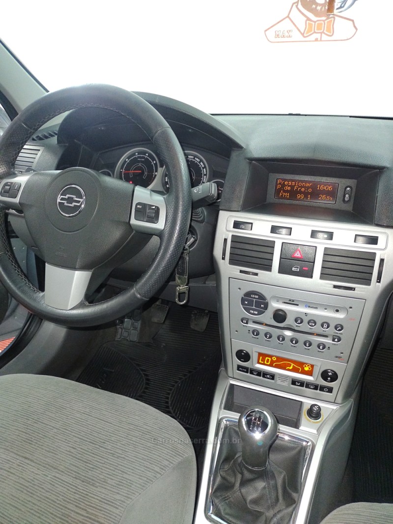 VECTRA 2.0 MPFI ELEGANCE 8V 140CV FLEX 4P MANUAL - 2011 - CAXIAS DO SUL