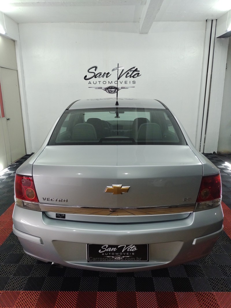 VECTRA 2.0 MPFI ELEGANCE 8V 140CV FLEX 4P MANUAL - 2011 - CAXIAS DO SUL