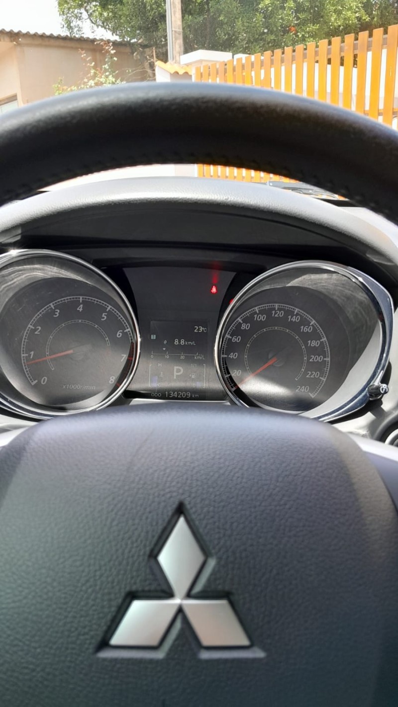 ASX 2.0 4X4 AWD 16V GASOLINA 4P AUTOMÁTICO - 2016 - ESTRELA