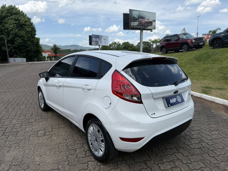 FIESTA 1.5 SE HATCH 16V FLEX 4P MANUAL - 2016 - NOVA PETRóPOLIS