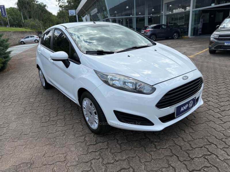 FIESTA 1.5 SE HATCH 16V FLEX 4P MANUAL - 2016 - NOVA PETRóPOLIS