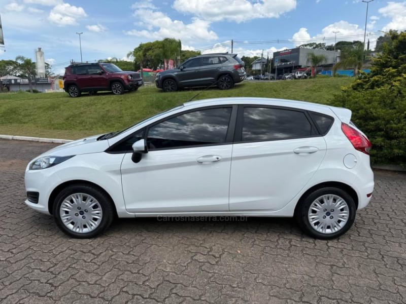 FIESTA 1.5 SE HATCH 16V FLEX 4P MANUAL - 2016 - NOVA PETRóPOLIS
