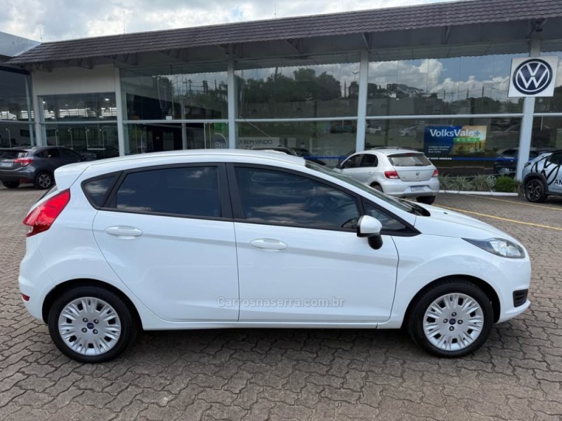 FIESTA 1.5 SE HATCH 16V FLEX 4P MANUAL - 2016 - NOVA PETRóPOLIS