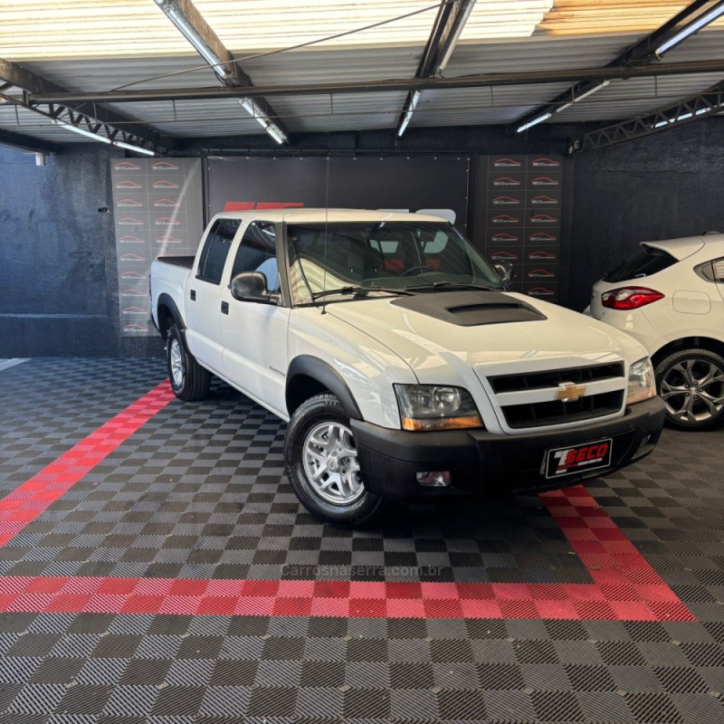 S10 2.4 ADVANTAGE 4X2 CD 8V FLEX 4P MANUAL - 2011 - PASSO FUNDO