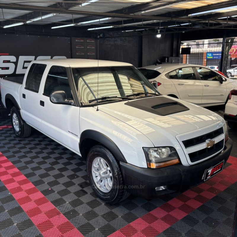 S10 2.4 ADVANTAGE 4X2 CD 8V FLEX 4P MANUAL - 2011 - PASSO FUNDO