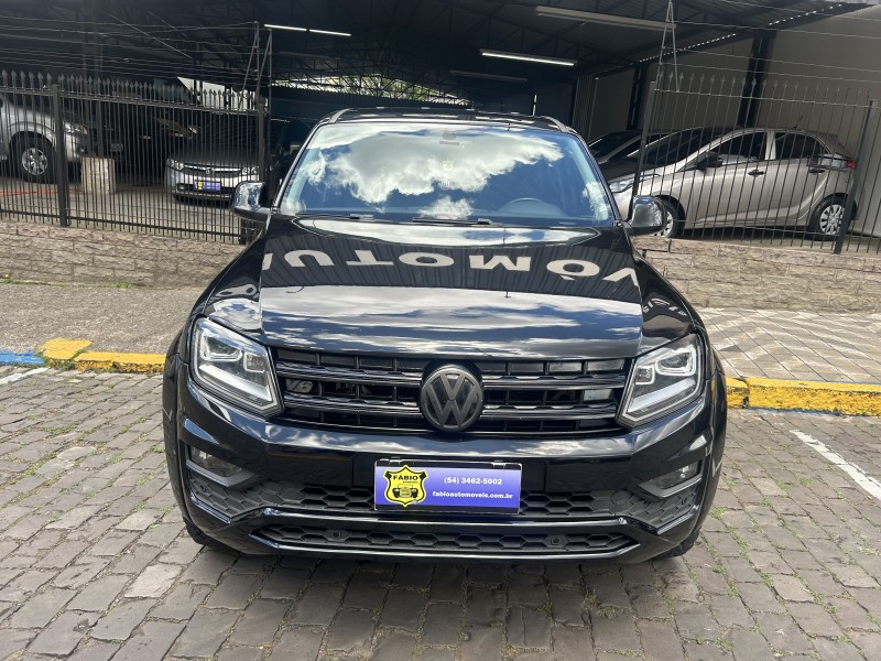 AMAROK 3.0 V6 TDI HIGHLINE CD DIESEL 4MOTION AUTOMÁTICO - 2020 - GARIBALDI