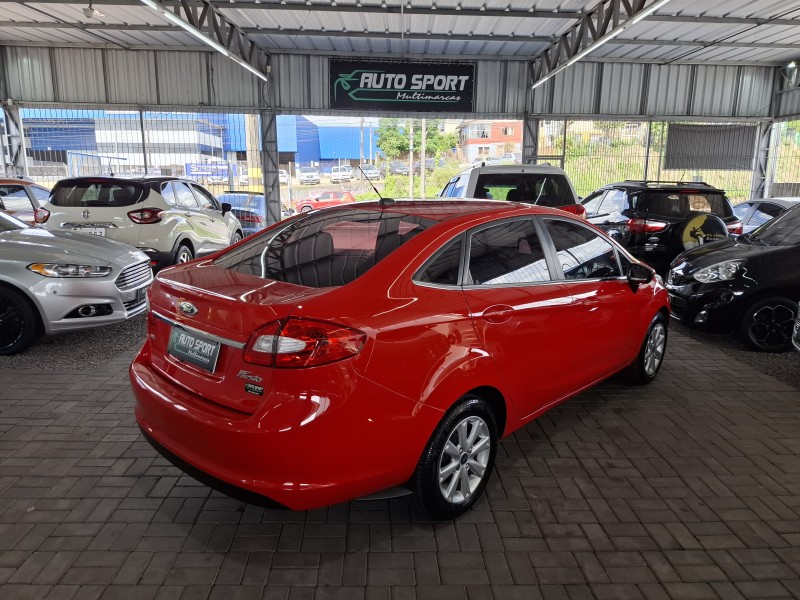 FIESTA 1.6 SE SEDAN 16V FLEX 4P MANUAL - 2012 - CAXIAS DO SUL