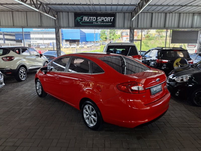 FIESTA 1.6 SE SEDAN 16V FLEX 4P MANUAL - 2012 - CAXIAS DO SUL