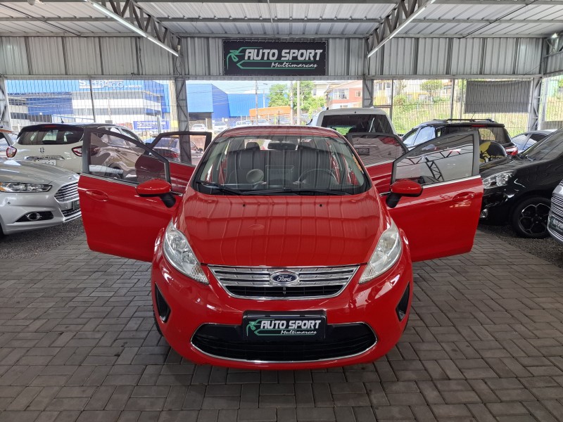 FIESTA 1.6 SE SEDAN 16V FLEX 4P MANUAL - 2012 - CAXIAS DO SUL