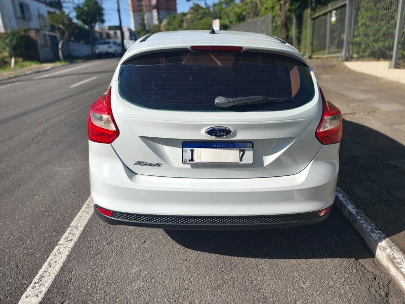 FOCUS 1.6 S 16V FLEX 4P AUTOMÁTICO - 2014 - FARROUPILHA