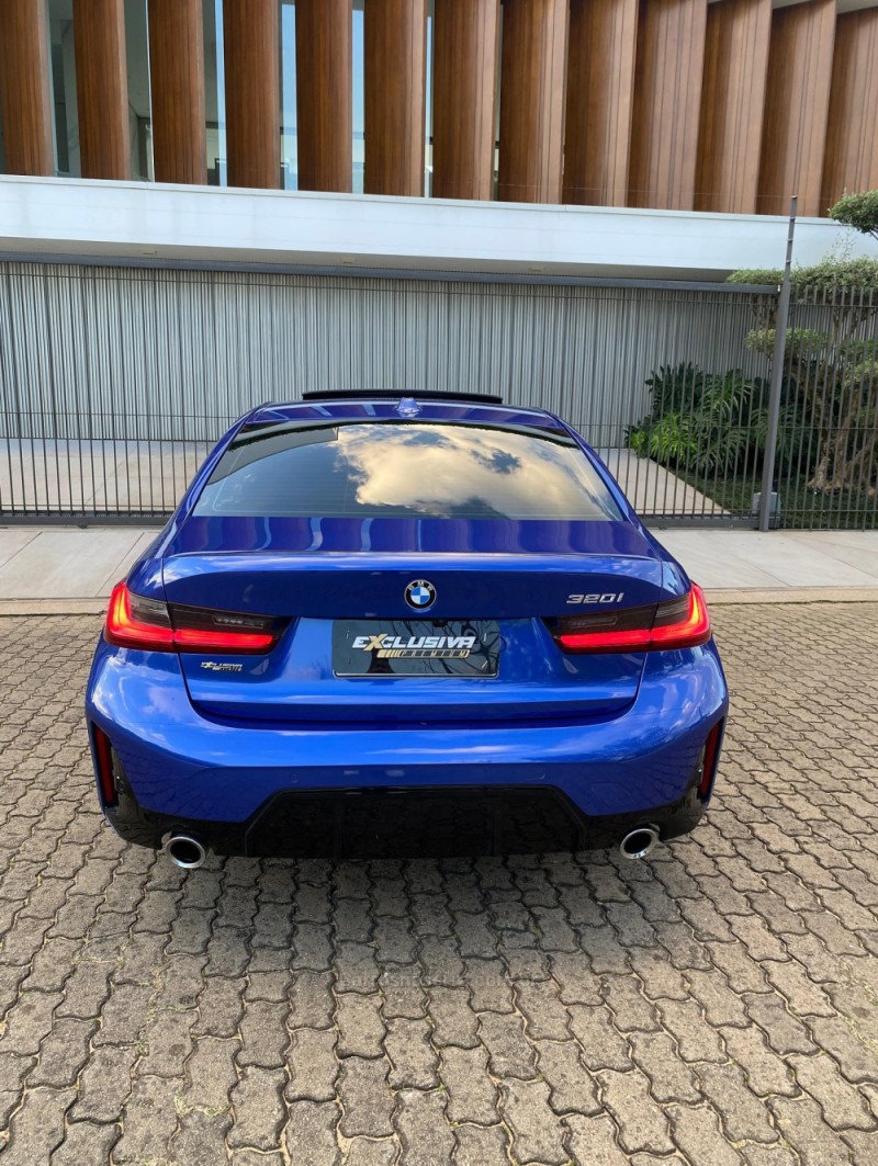 320I 2.0 M SPORT 16V TURBO GASOLINA 4P AUTOMÁTICO - 2023 - MONTENEGRO