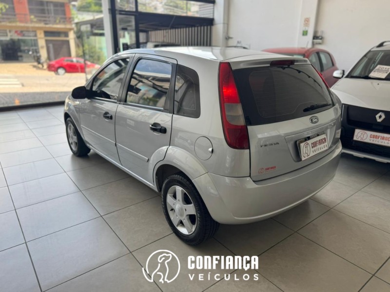 FIESTA 1.0 EDGE 8V GASOLINA 4P MANUAL - 2003 - BENTO GONçALVES