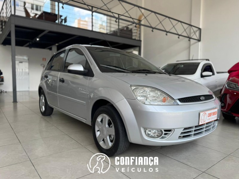 FIESTA 1.0 EDGE 8V GASOLINA 4P MANUAL - 2003 - BENTO GONçALVES