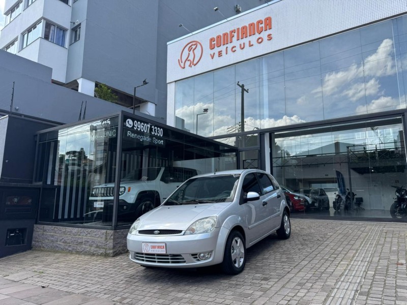 FIESTA 1.0 EDGE 8V GASOLINA 4P MANUAL