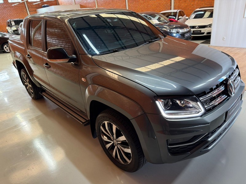 AMAROK 3.0 V6 EXTREME CD DIESEL 4X4 AT 4P AUTOMÁTICO - 2020 - BENTO GONçALVES