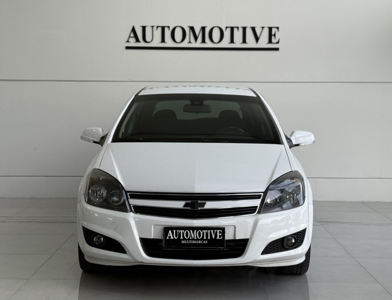 VECTRA 2.0 MPFI GT HATCH 8V FLEX 4P MANUAL - 2011 - CAXIAS DO SUL
