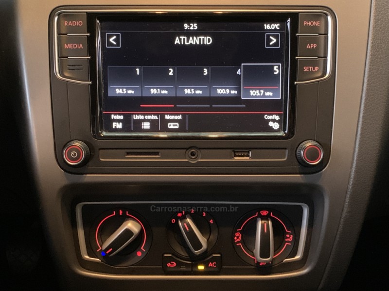 FOX 1.0 MPI TRACK 12V FLEX 4P MANUAL - 2018 - CAXIAS DO SUL