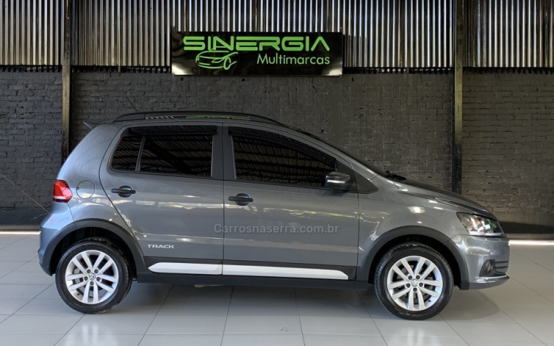 FOX 1.0 MPI TRACK 12V FLEX 4P MANUAL - 2018 - CAXIAS DO SUL