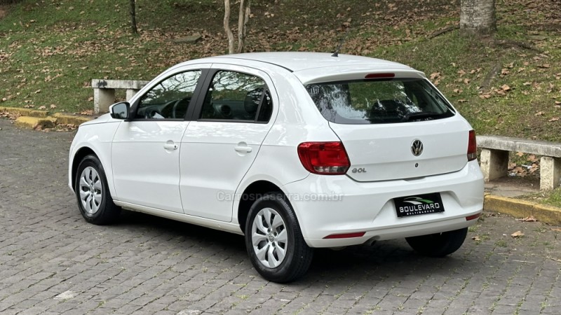 GOL 1.0 MI TRENDLINE 8V FLEX 4P MANUAL - 2016 - CAXIAS DO SUL