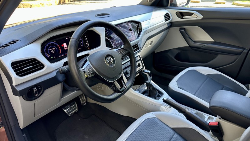 T-CROSS 1.4 HIGHLINE TSI 16V FLEX 4P AUTOMÁTICO - 2020 - CAXIAS DO SUL