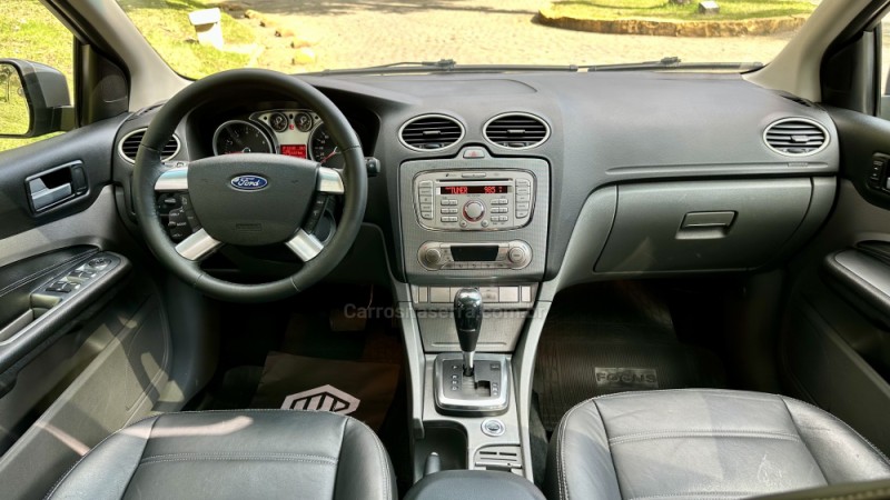 FOCUS 2.0 TITANIUM HATCH 16V FLEX 4P AUTOMÁTICO - 2013 - CAXIAS DO SUL