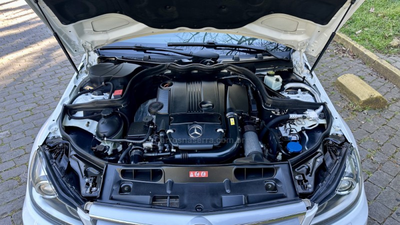 C 200 1.8 CGI SPORT 16V GASOLINA 4P AUTOMÁTICO - 2014 - CAXIAS DO SUL