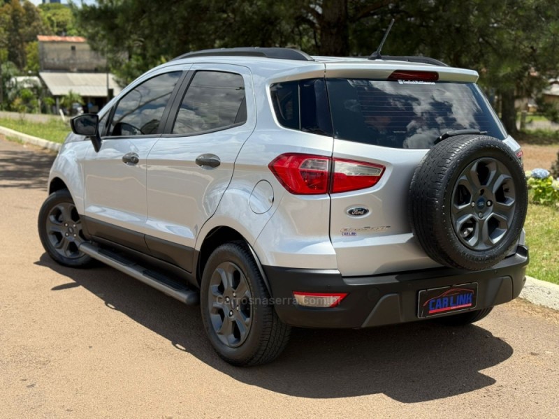 ECOSPORT 1.5 TIVCT FLEX FREESTYLE AUTOMÁTICO - 2019 - VACARIA