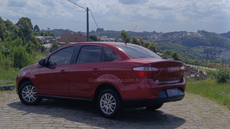 GRAND SIENA 1.4 MPI ATTRACTIVE 8V FLEX 4P MANUAL - 2014 - CAXIAS DO SUL