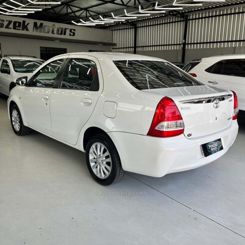 ETIOS 1.5 XLS SEDAN 16V FLEX 4P MANUAL - 2014 - CANOAS