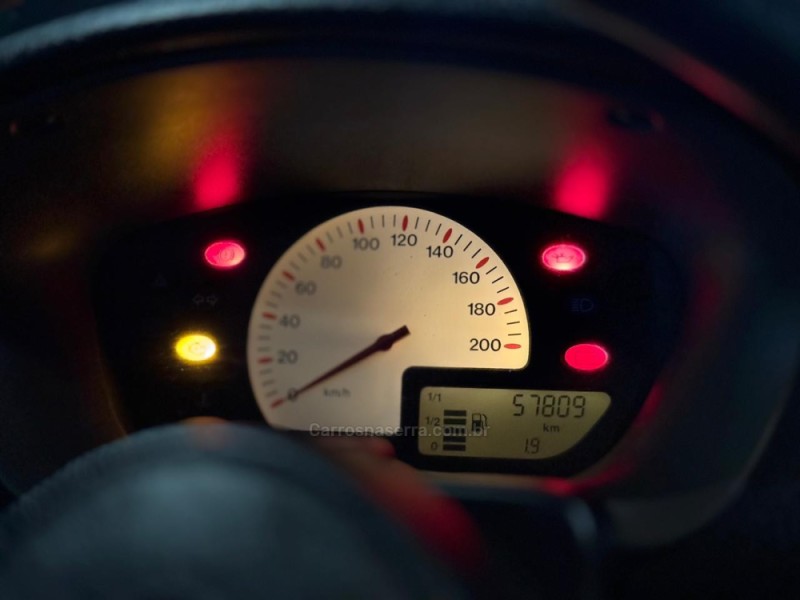 CELTA 1.0 MPFI 8V GASOLINA 2P MANUAL - 2002 - FARROUPILHA