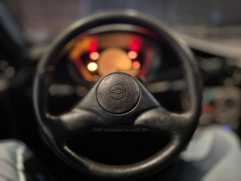 CELTA 1.0 MPFI 8V GASOLINA 2P MANUAL - 2002 - FARROUPILHA